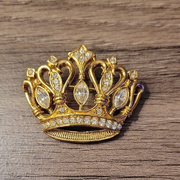Kenneth Jay Lane By Avon Crown Brooch with Rhinestones - Picture 1 of 5